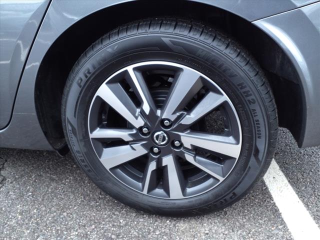 2021 Nissan Versa SV Xtronic CVT