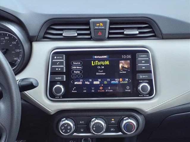 2021 Nissan Versa SV Xtronic CVT