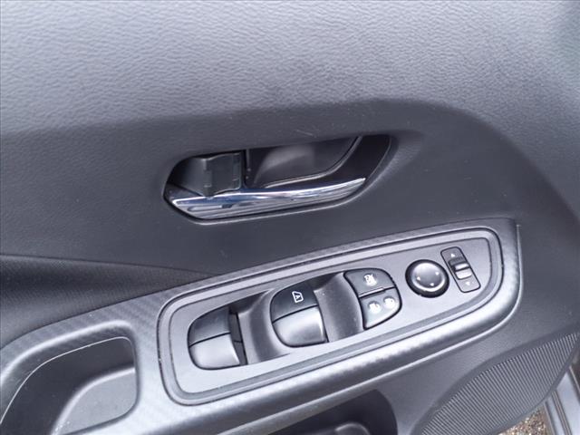 2021 Nissan Versa SV Xtronic CVT