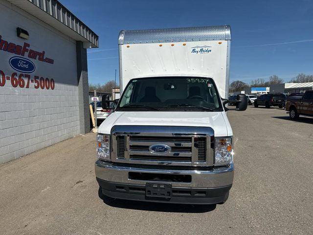 2024 Ford E-350 Cutaway Base