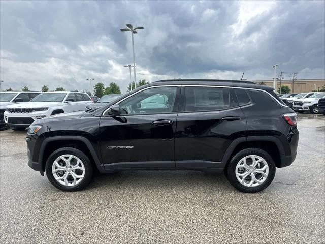 2024 Jeep Compass COMPASS LATITUDE 4X4