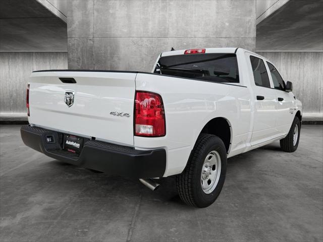 2024 RAM Ram 1500 Classic RAM 1500 CLASSIC TRADESMAN CREW CAB 4X4 64 BOX