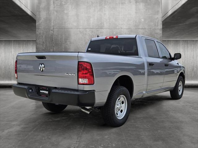 2024 RAM Ram 1500 Classic RAM 1500 CLASSIC TRADESMAN CREW CAB 4X4 64 BOX