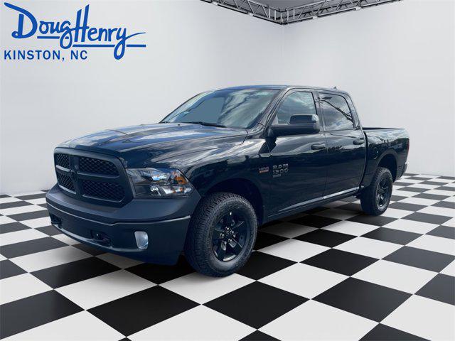 2024 RAM Ram 1500 Classic RAM 1500 CLASSIC TRADESMAN CREW CAB 4X4 57 BOX