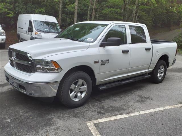 2024 RAM Ram 1500 Classic RAM 1500 CLASSIC TRADESMAN CREW CAB 4X4 57 BOX