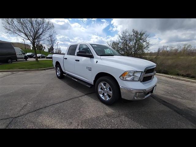 2024 RAM Ram 1500 Classic RAM 1500 CLASSIC TRADESMAN CREW CAB 4X4 57 BOX