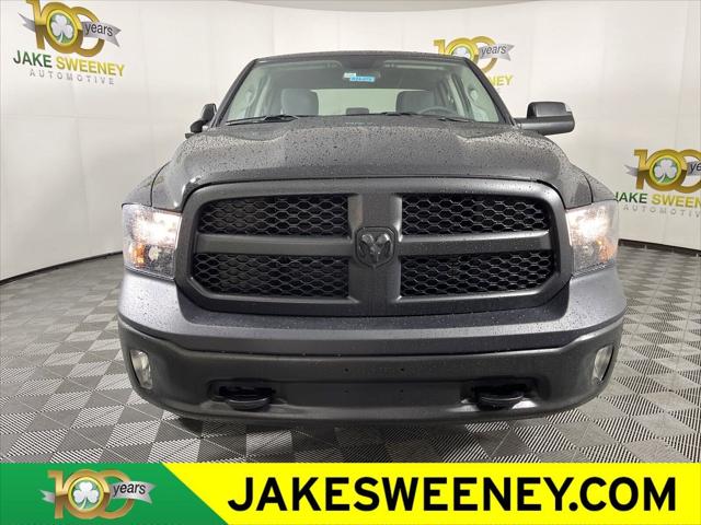 2024 RAM Ram 1500 Classic RAM 1500 CLASSIC TRADESMAN QUAD CAB 4X4 64 BOX