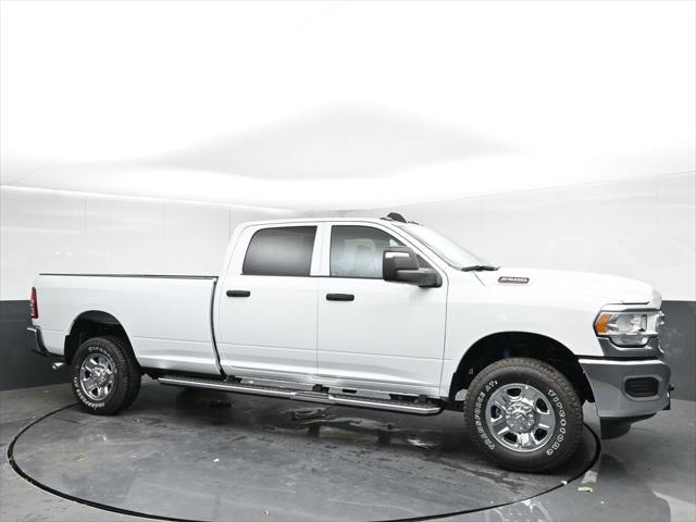 2024 RAM Ram 2500 RAM 2500 TRADESMAN CREW CAB 4X4 8 BOX