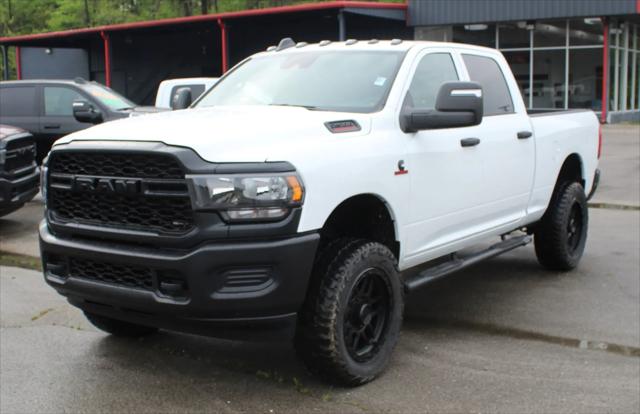 2024 RAM Ram 2500 RAM 2500 TRADESMAN CREW CAB 4X4 64 BOX