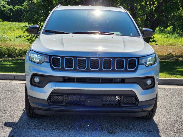 2024 Jeep Compass COMPASS LATITUDE 4X4