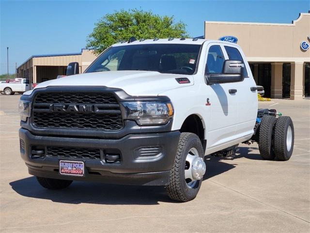 2024 RAM Ram 3500 Chassis Cab RAM 3500 TRADESMAN CREW CAB CHASSIS 4X4 60 CA