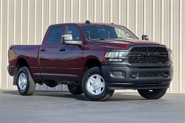 2024 RAM Ram 3500 RAM 3500 TRADESMAN CREW CAB 4X4 64 BOX