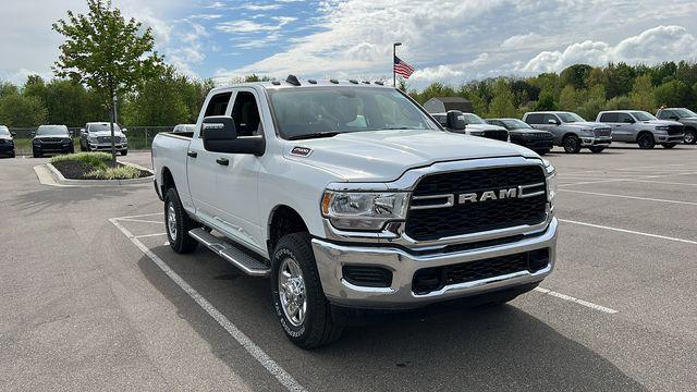 2024 RAM Ram 2500 RAM 2500 TRADESMAN CREW CAB 4X4 64 BOX