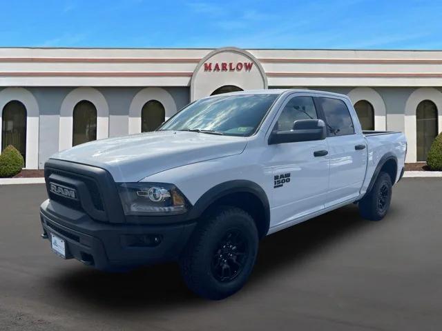 2024 RAM Ram 1500 Classic RAM 1500 CLASSIC WARLOCK CREW CAB 4X4 57 BOX