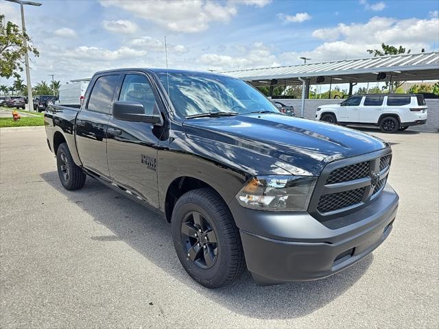 2024 RAM Ram 1500 Classic RAM 1500 CLASSIC TRADESMAN CREW CAB 4X2 57 BOX