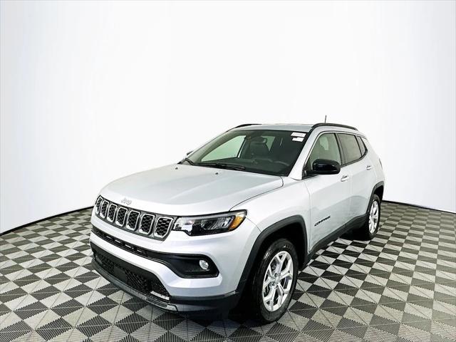 2024 Jeep Compass COMPASS LATITUDE 4X4