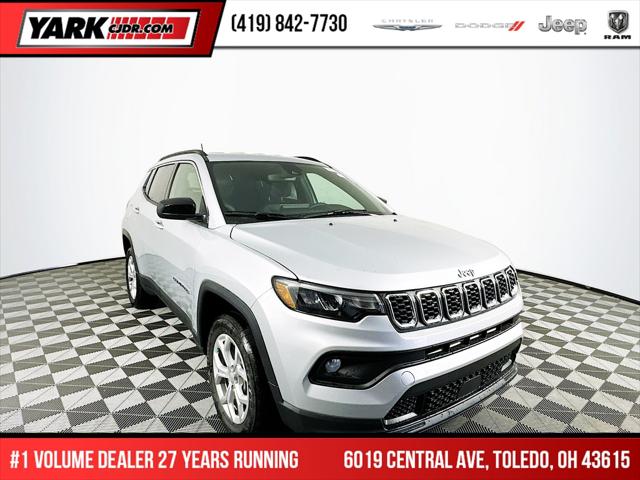 2024 Jeep Compass COMPASS LATITUDE 4X4