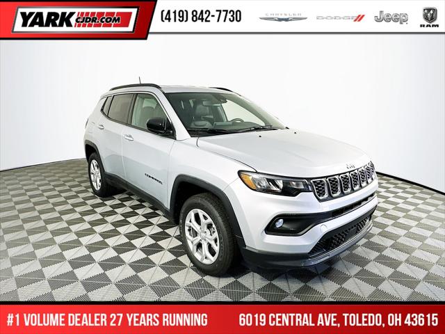 2024 Jeep Compass COMPASS LATITUDE 4X4