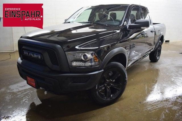 2024 RAM Ram 1500 Classic RAM 1500 CLASSIC WARLOCK QUAD CAB 4X4 64 BOX