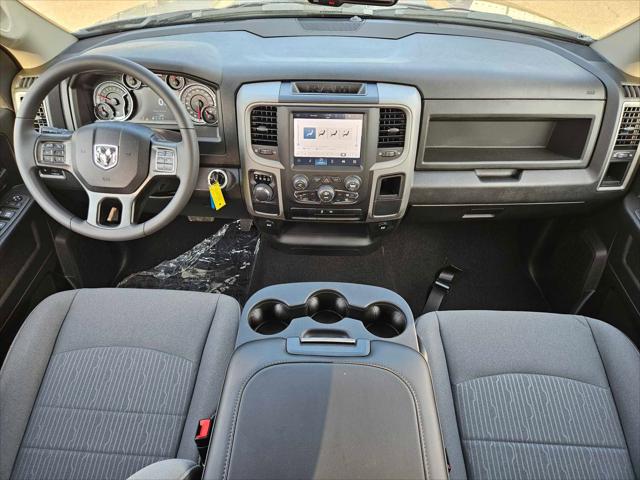 2024 RAM Ram 1500 Classic RAM 1500 CLASSIC TRADESMAN QUAD CAB 4X2 64 BOX
