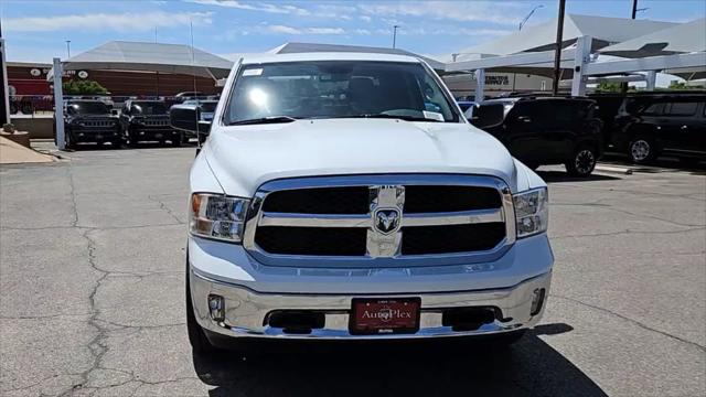 2024 RAM Ram 1500 Classic RAM 1500 CLASSIC TRADESMAN QUAD CAB 4X4 64 BOX