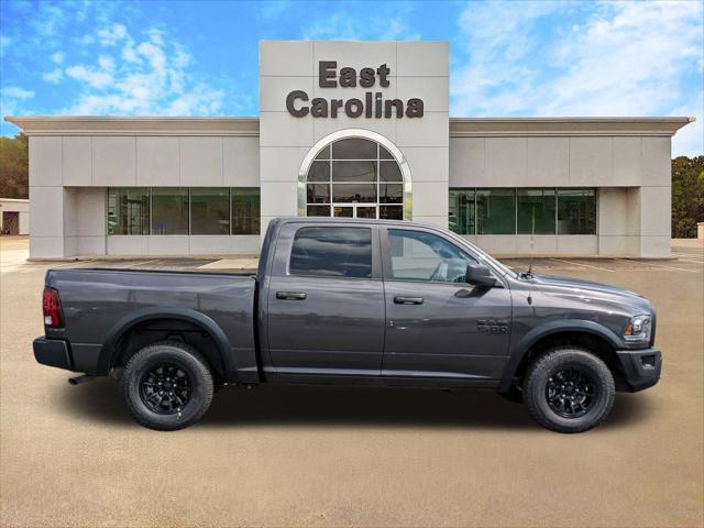 2024 RAM Ram 1500 Classic RAM 1500 CLASSIC WARLOCK CREW CAB 4X4 57 BOX