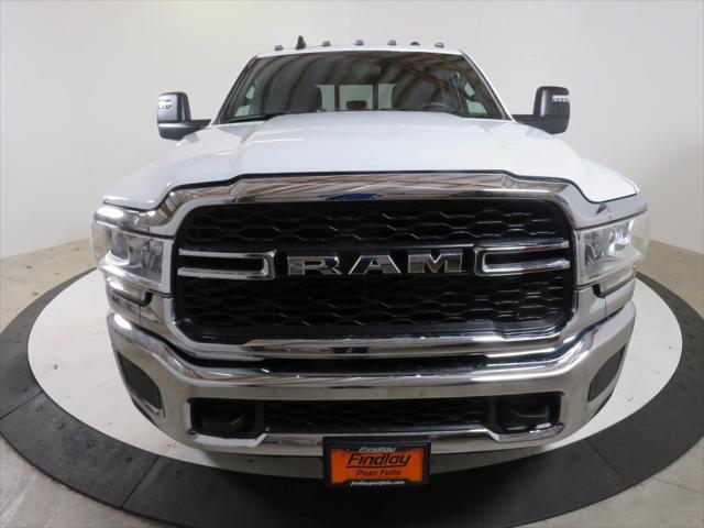 2024 RAM Ram 3500 RAM 3500 TRADESMAN CREW CAB 4X4 8 BOX