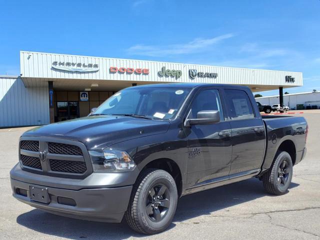 2024 RAM Ram 1500 Classic RAM 1500 CLASSIC TRADESMAN CREW CAB 4X4 57 BOX