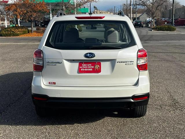 2015 Subaru Forester 2.5i