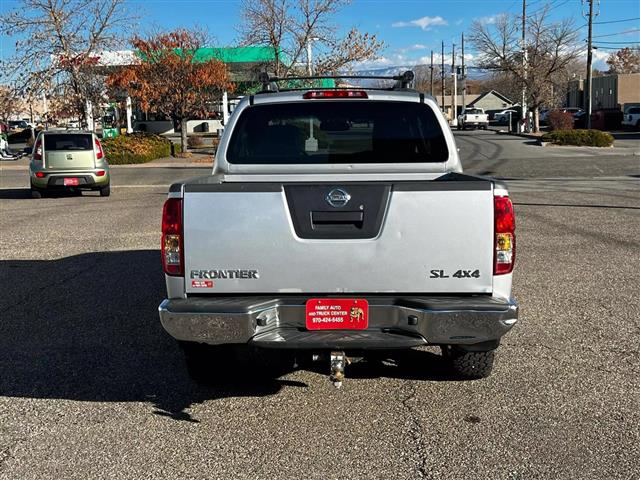 2011 Nissan Frontier SL