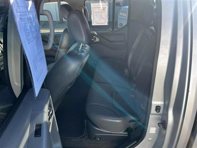 2011 Nissan Frontier SL