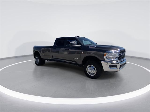 2023 RAM Ram 3500 RAM 3500 BIG HORN CREW CAB 4X4 8 BOX