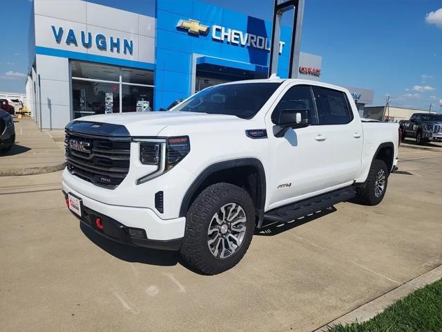 2022 GMC Sierra 1500 4WD Crew Cab Short Box AT4