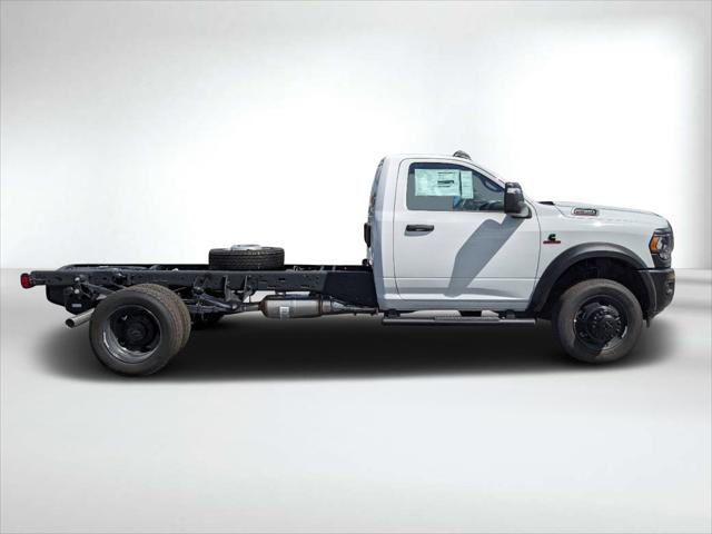 2024 RAM Ram 5500 Chassis Cab RAM 5500 TRADESMAN CHASSIS REGULAR CAB 4X4 84 CA