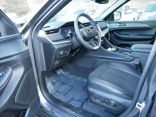 2024 Jeep Grand Cherokee L Altitude X 4x4