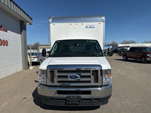 2024 Ford E-350 Cutaway Base