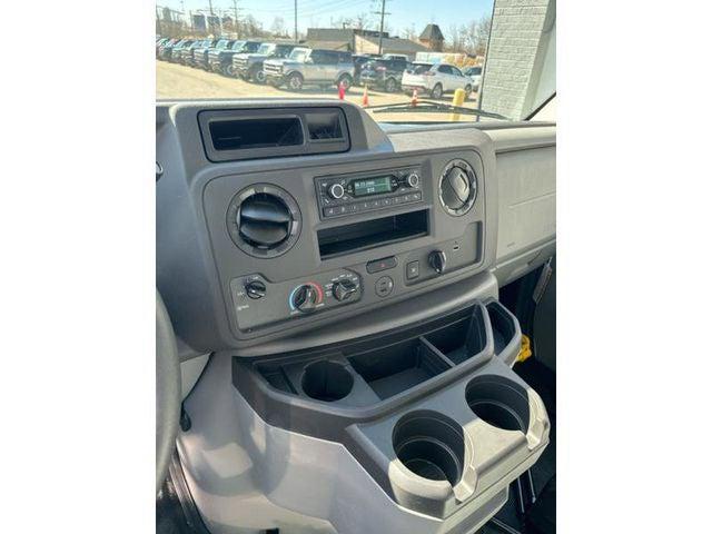 2024 Ford E-350 Cutaway Base