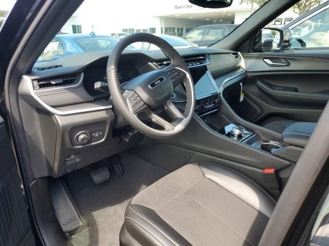2024 Jeep Grand Cherokee Altitude X 4x2