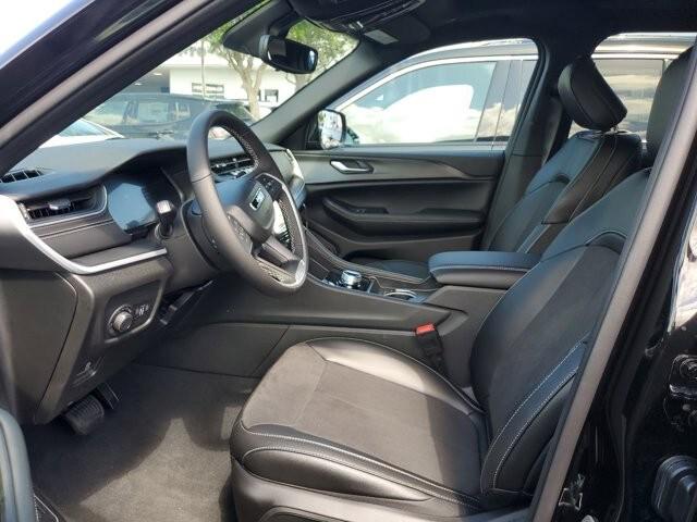 2024 Jeep Grand Cherokee Altitude X 4x2