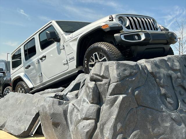 2024 Jeep Wrangler WRANGLER 4-DOOR SAHARA