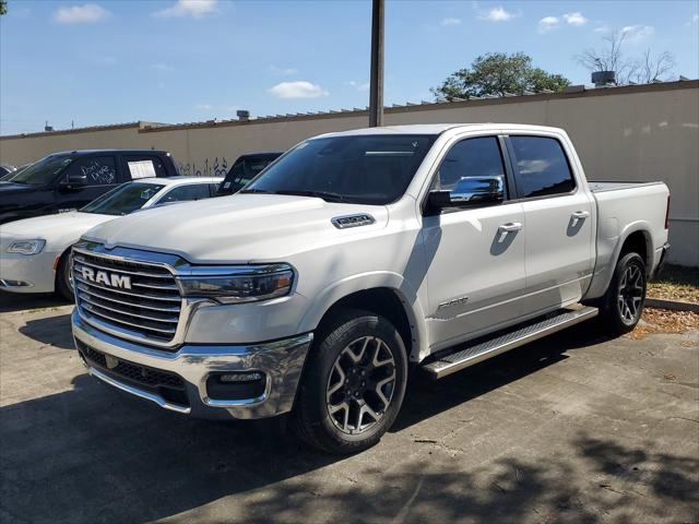 2025 RAM Ram 1500 RAM 1500 LARAMIE CREW CAB 4X4 57 BOX