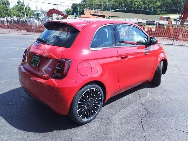 2024 Fiat FIAT 500e 500e INSPI(RED)