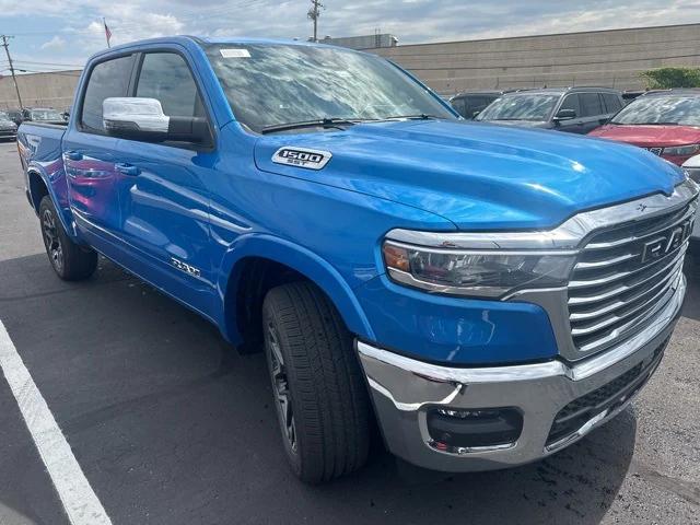 2025 RAM Ram 1500 RAM 1500 LARAMIE CREW CAB 4X4 57 BOX