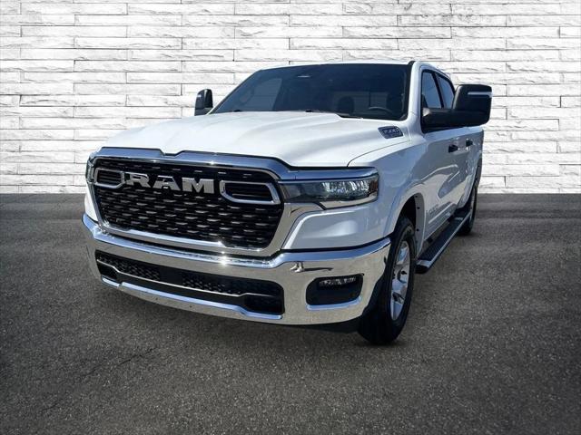 2025 RAM Ram 1500 RAM 1500 BIG HORN CREW CAB 4X4 57 BOX