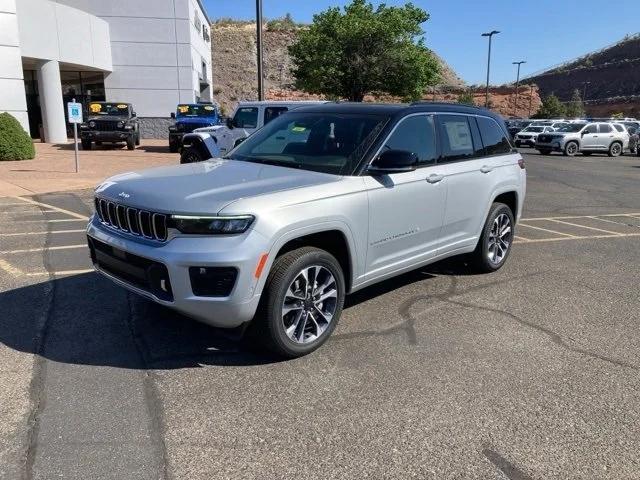 2024 Jeep Grand Cherokee GRAND CHEROKEE OVERLAND 4X4