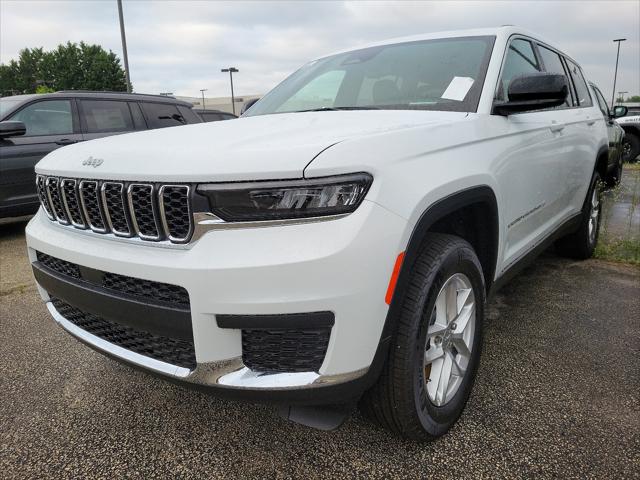 2024 Jeep Grand Cherokee GRAND CHEROKEE L LAREDO X 4X4