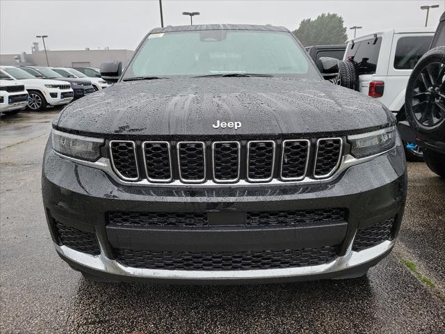 2024 Jeep Grand Cherokee GRAND CHEROKEE L LAREDO 4X4