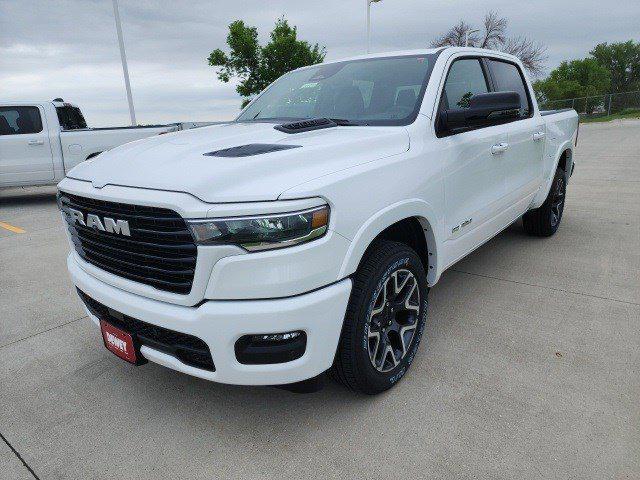 2025 RAM Ram 1500 RAM 1500 LARAMIE CREW CAB 4X4 57 BOX