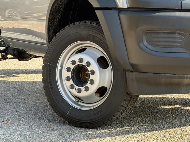 2024 RAM Ram 5500 Chassis Cab RAM 5500 TRADESMAN CHASSIS REGULAR CAB 4X4 60 CA