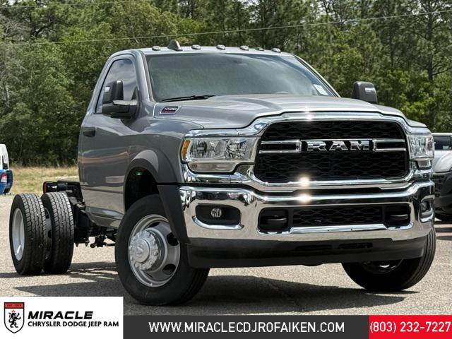 2024 RAM Ram 5500 Chassis Cab RAM 5500 TRADESMAN CHASSIS REGULAR CAB 4X4 60 CA 2024 RAM Ram 5500 Chassis Cab RAM 5500 TRADESMAN CHASSIS REGULAR CAB 4X4 60 CA